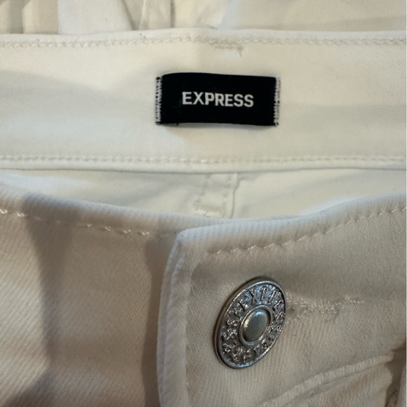 Express Skinny High Rise Jeans - Picture 2 of 3